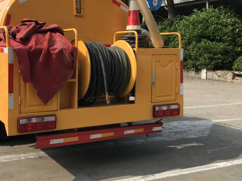 杨浦专业马桶疏通公司马桶疏通拆装 马桶防溢器安装